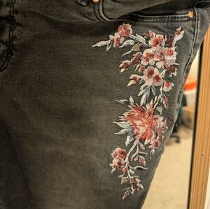 White House Black Market Black Jeggings with Red & White Floral Embroidery